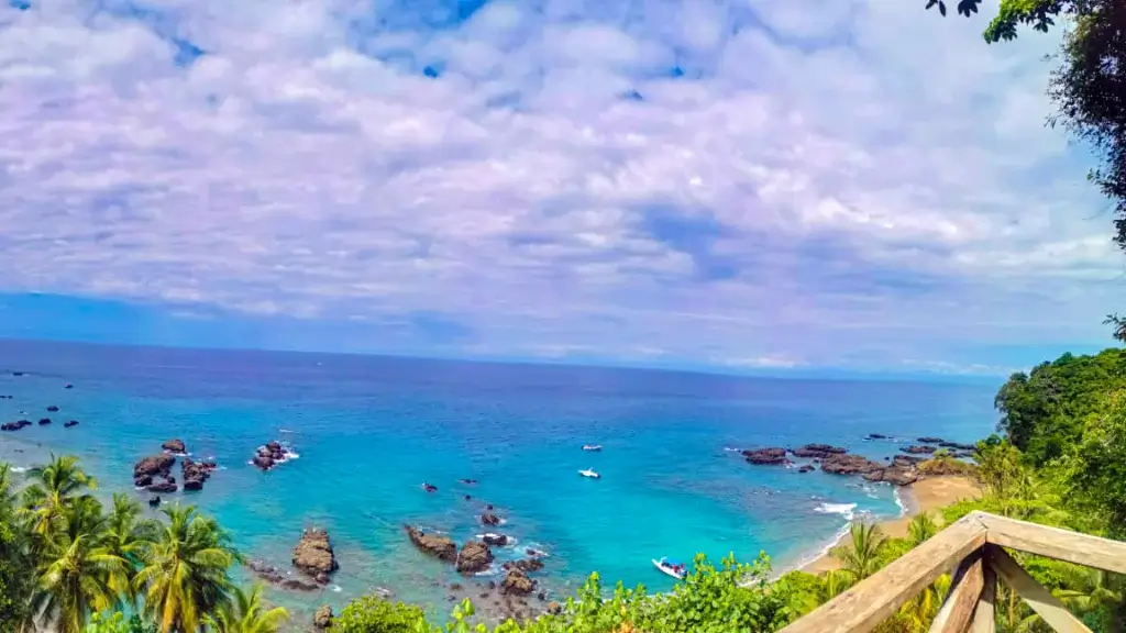 Cano Island lookout